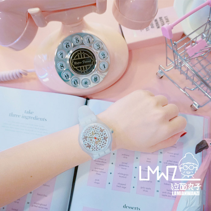 韓國透明鏤空花朵小清新學生軟妹原宿腕表少女可愛簡約手表石英表